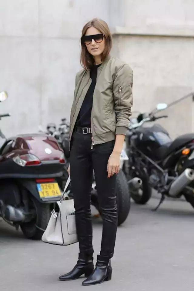 8 Styling Tips to Dress up a Bomber Jacket (9)