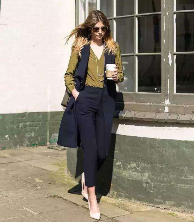 What to Wear to Work- 4 Top Stylish Work Outfit idea for Fashionable Women
